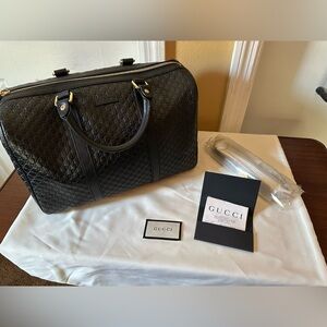 Authentic Gucci Black Microguccissima Medium Joy Boston